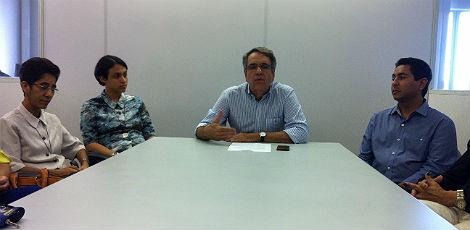 O presidente do Sinepe, José Ricardo, reuniu-se com os diretores das escolas Fotos: Marília Banholzer/NE10