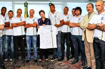 Jogadores pedem apoio de Dilma para melhorias no futebol Roberto Stuckert Filho/PR
