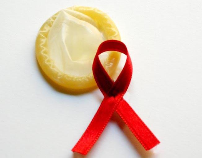 Para prevenção da Aids, é essencial o uso da camisinha. Foto: Reprodução/Internet